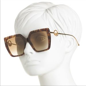 OVERSIZED AUTHENTIC FENDI LOGO SUNGLASSES